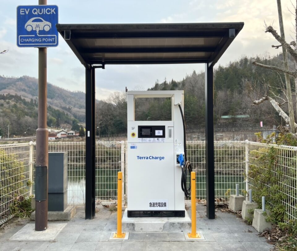 電気自動車（EV）急速充電器　更新のおしらせ